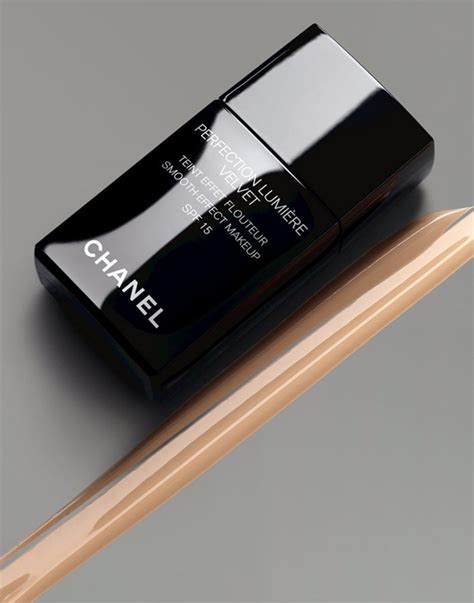 chanel perfection lumiere velvet foundation review|does Chanel foundation have spf.